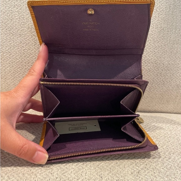 LOUIS VUITTON Epi Wallet Yellow Compact - Picture 4 of 12